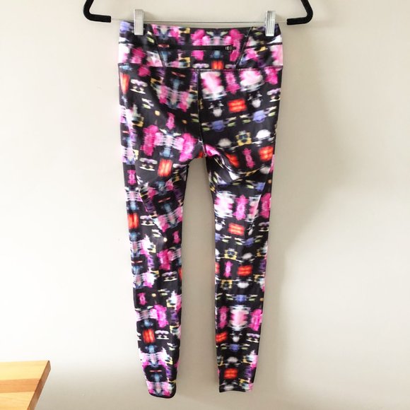 Athleta freedom sonar leggings - Picture 3 of 13